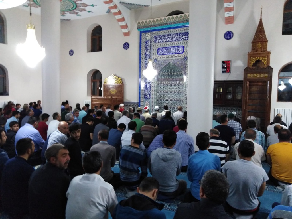 Karayolları Camii’nde İmam Hatip Lisesi Özel Kadir Gecesi